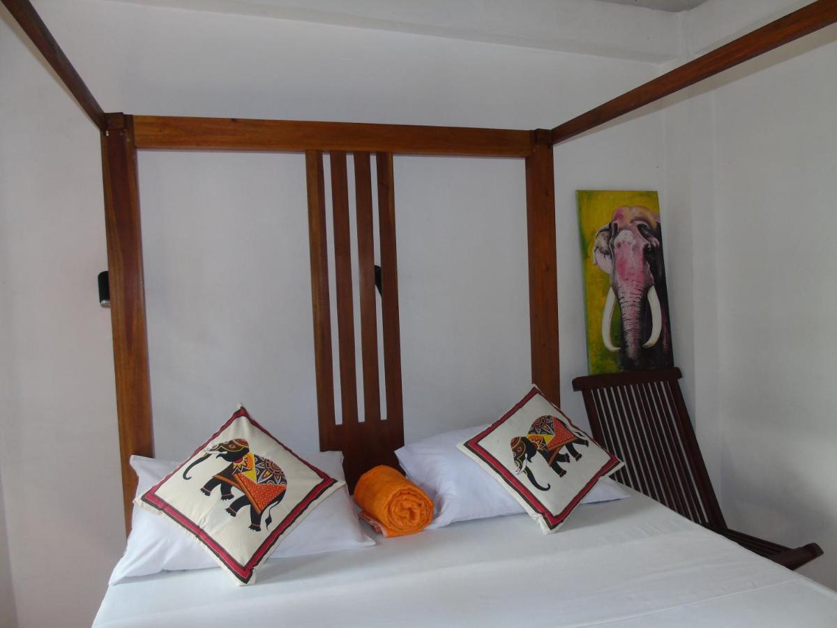 Banana Beach Unawatuna Exterior foto